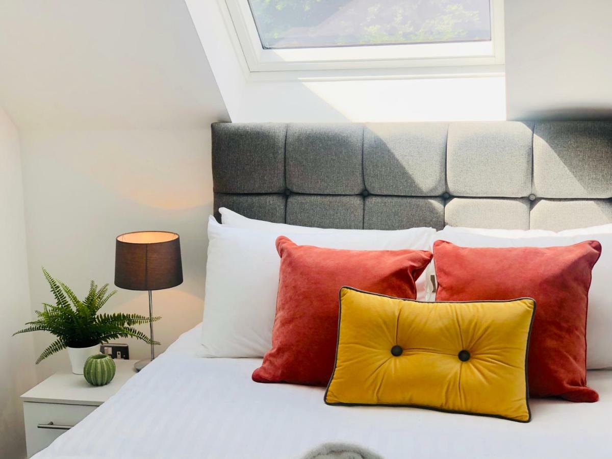 Shield Penthouse Loft - 2 Bedroom Luxe Large Apartment Sheffield Esterno foto