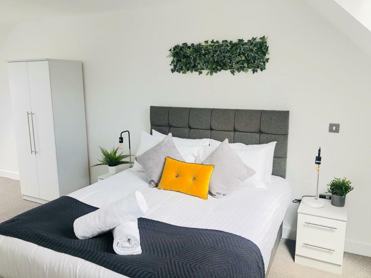 Shield Penthouse Loft - 2 Bedroom Luxe Large Apartment Sheffield Esterno foto