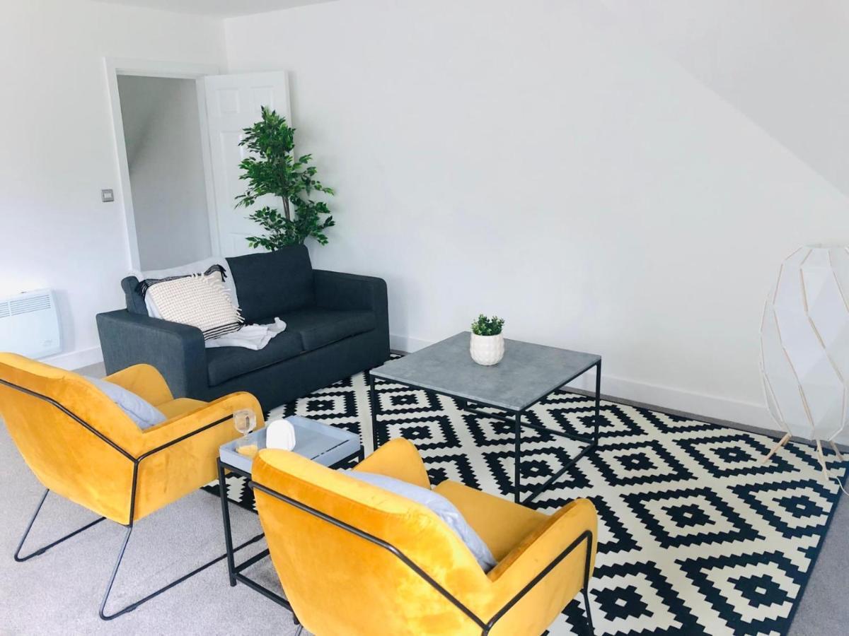Shield Penthouse Loft - 2 Bedroom Luxe Large Apartment Sheffield Esterno foto